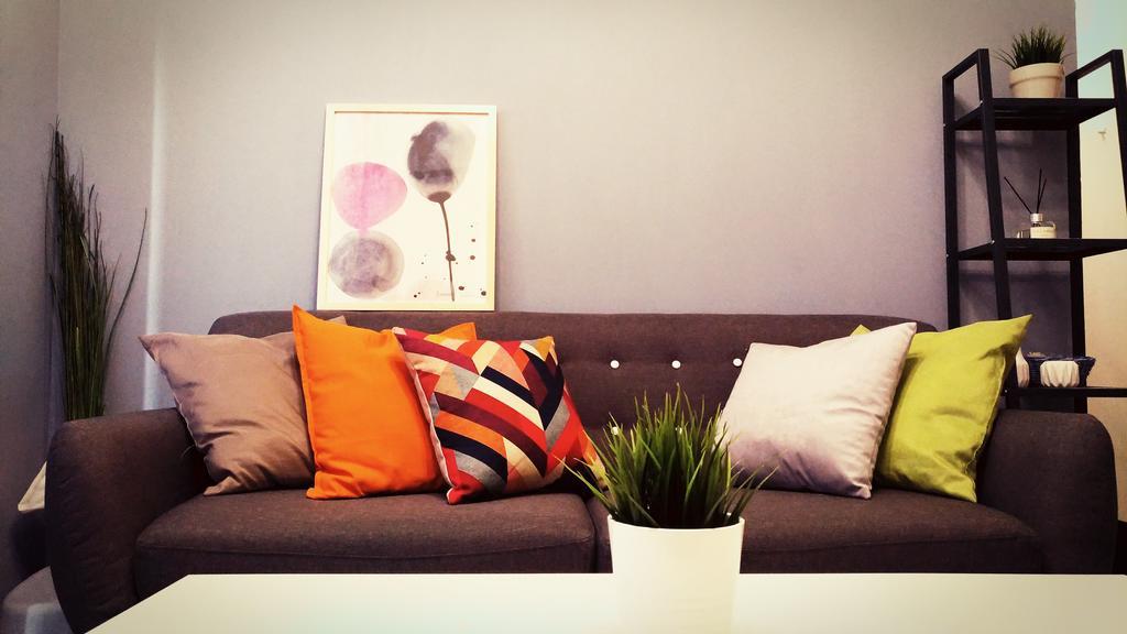 Walk Around.Tainan Apartment Bagian luar foto