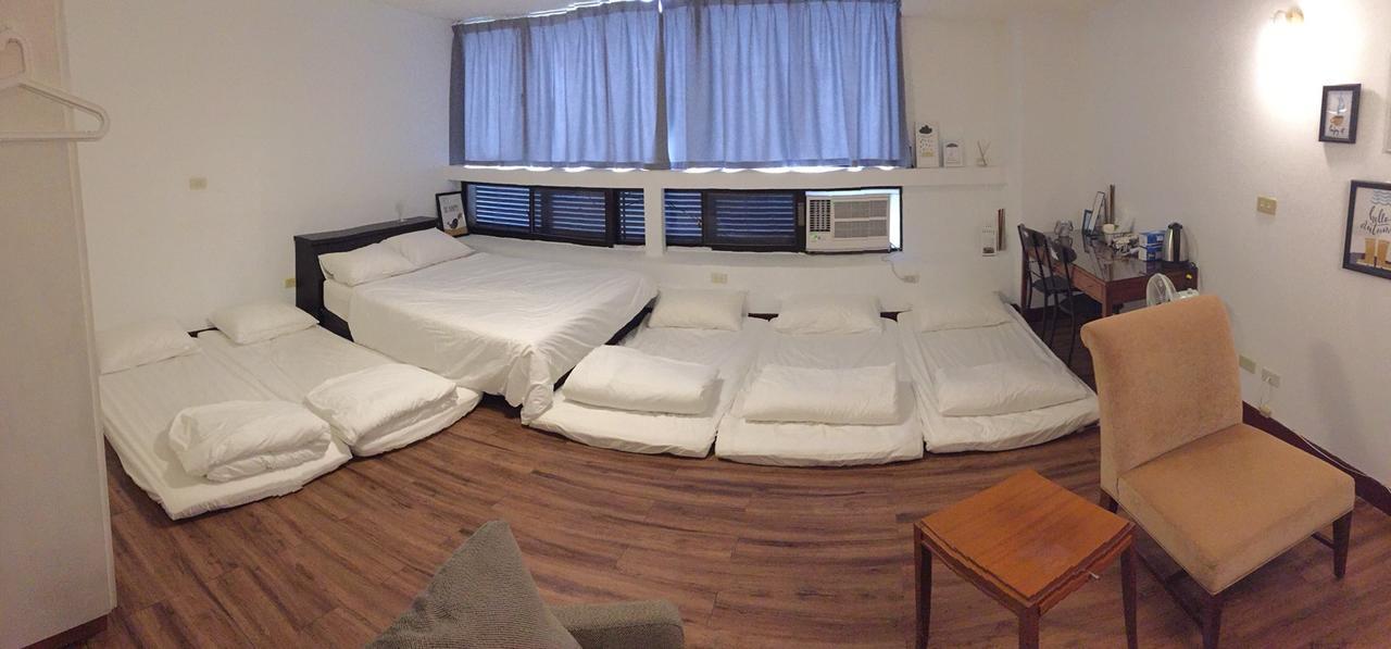 Walk Around.Tainan Apartment Bagian luar foto